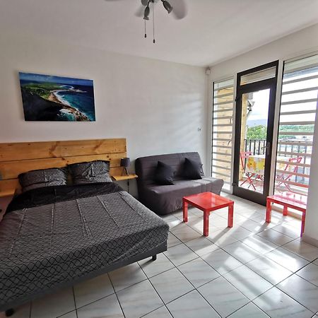 לה גוסייר Appartement Vue Mer Et Montagne A 100M De La Plage מראה חיצוני תמונה